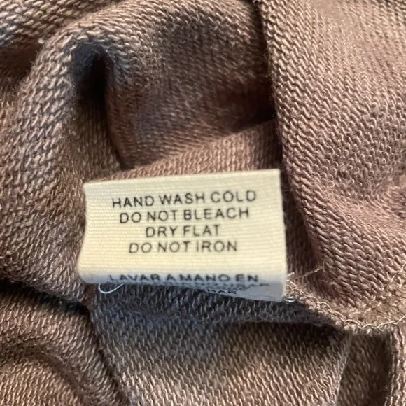 NWT Boutique Open Back Crystal Embellished Sweatshirt Sweater Olive Size L - Picture 7 of 10